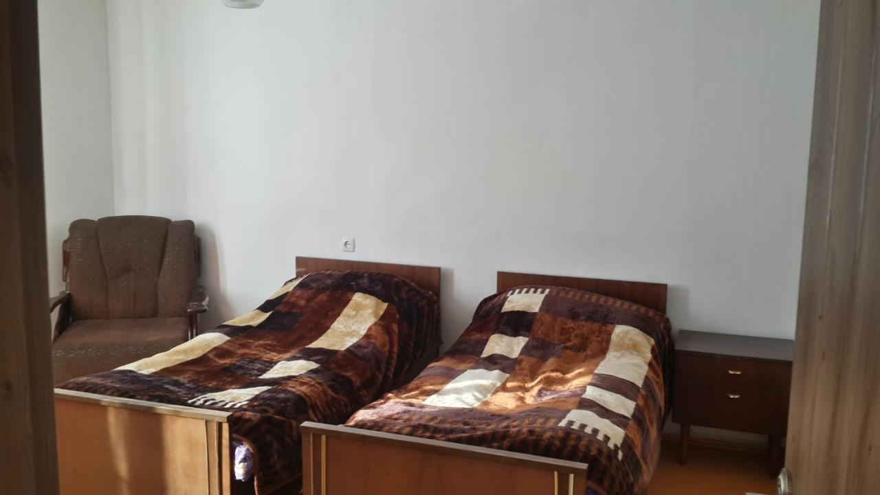 Irina Lextagi Hotel Местия Екстериор снимка